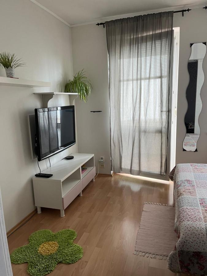 Terrace Apartment S 1 Spalnou Sofia-Parking & Wifi Bratislava Exterior photo